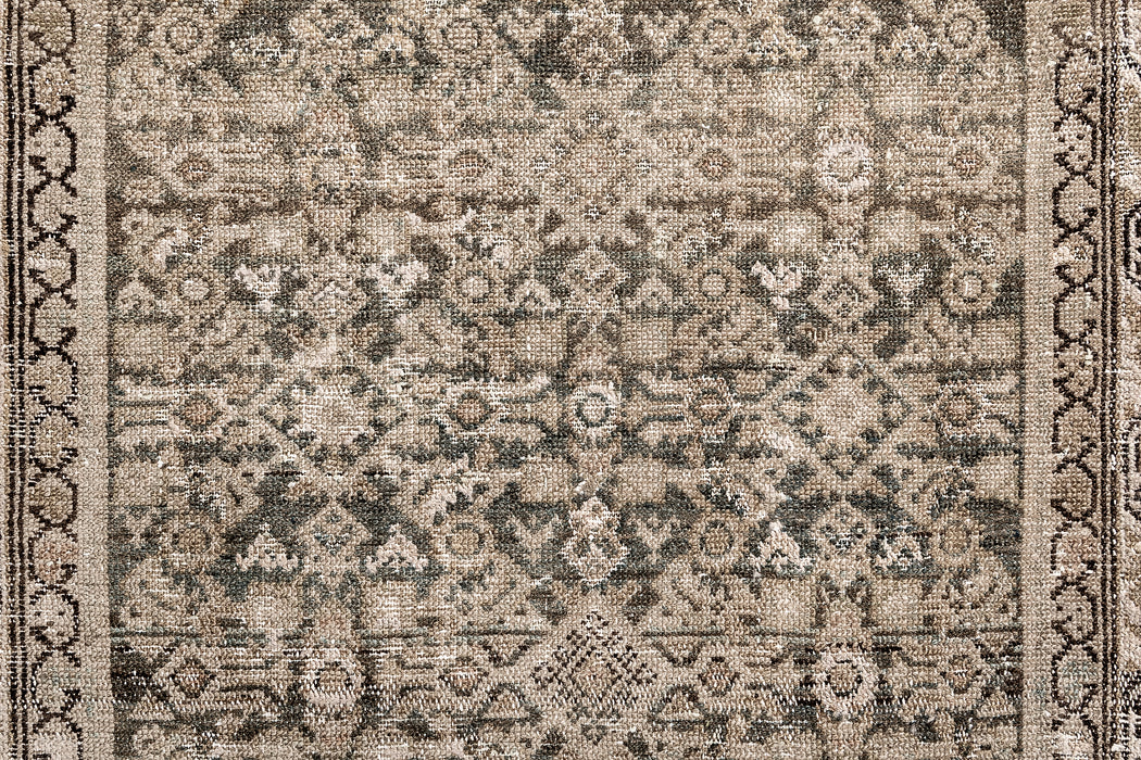 AR31147/2, MALAYIR RUG, WEST PERSIA, 3' X 12'8"