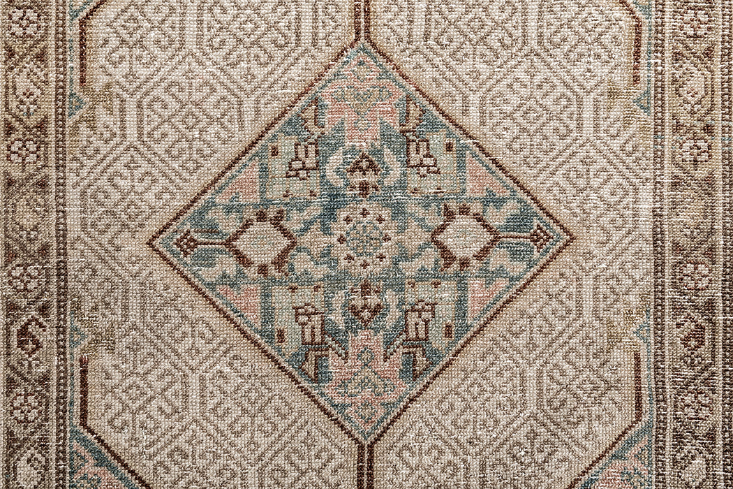 AR31150/5, MALAYIR RUG, WEST PERSIA, 3'4" X 12'5"