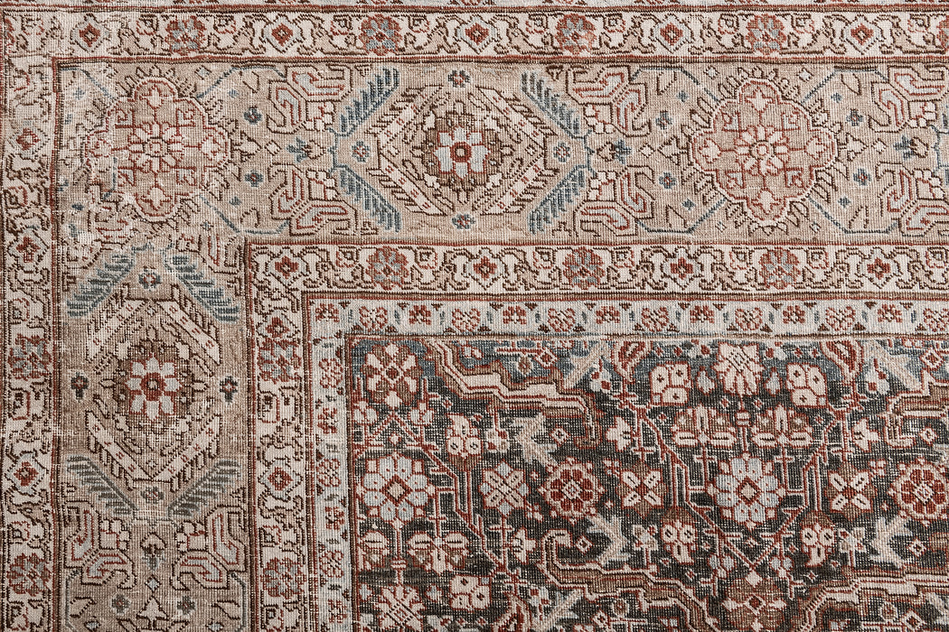 TABRIZ RUG, AR31158/7224, NORTH WEST PERSIA, 7'10" X 10'10"