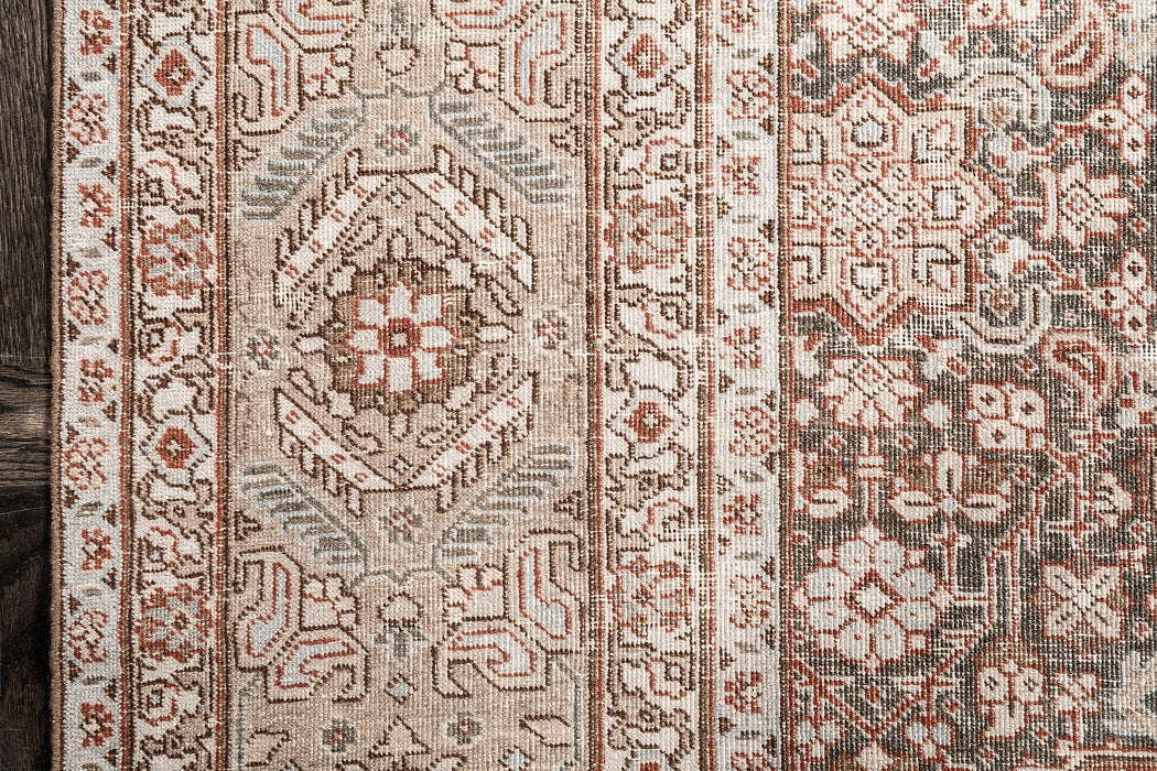 TABRIZ RUG, AR31158/7224, NORTH WEST PERSIA, 7'10" X 10'10"