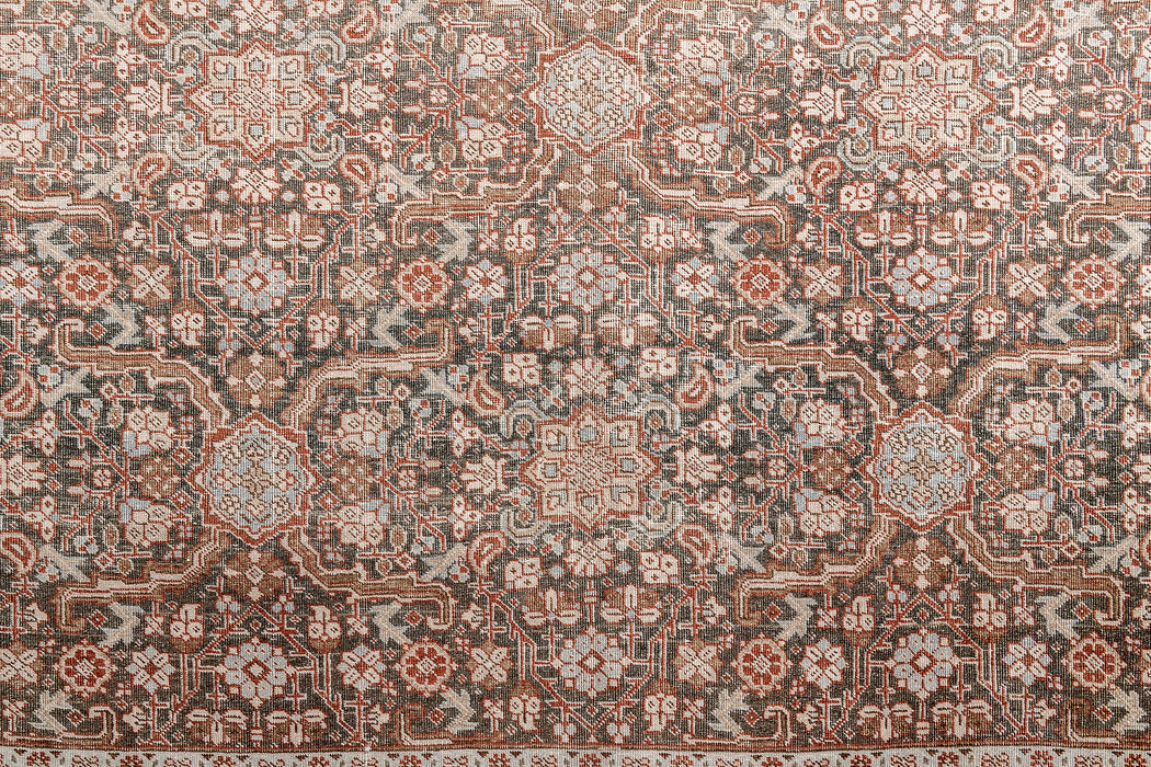 TABRIZ RUG, AR31158/7224, NORTH WEST PERSIA, 7'10" X 10'10"