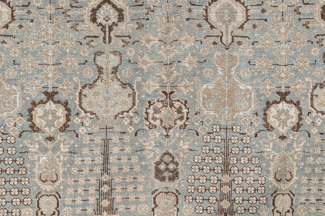 TABRIZ RUG, AR31238/210361, NORTH WEST PERSIA, 7'2" X 10'9"
