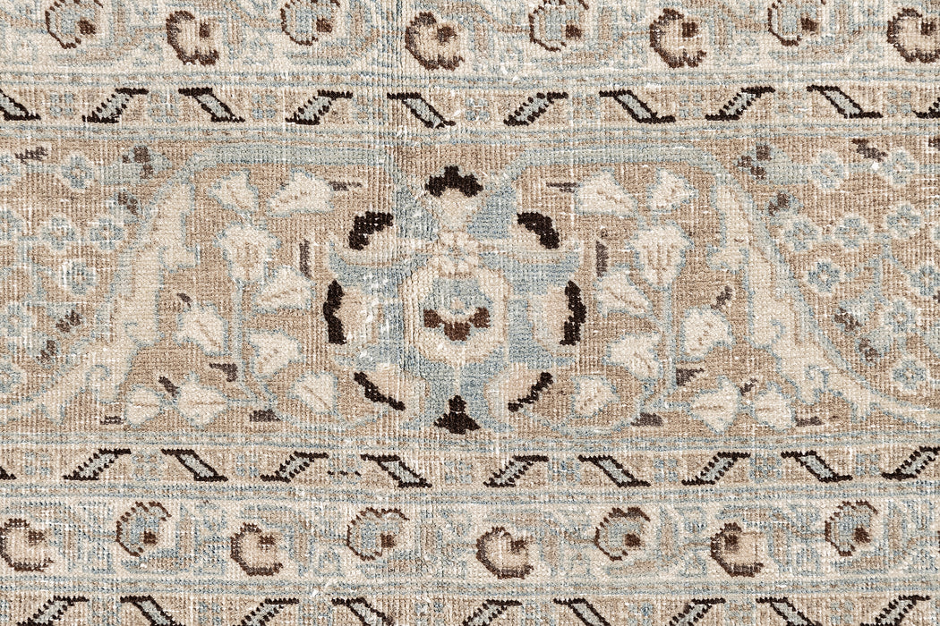 TABRIZ RUG, AR31238/210361, NORTH WEST PERSIA, 7'2" X 10'9"