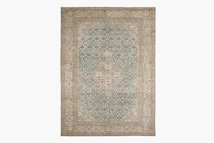 TABRIZ RUG, AR31252/9650, NORTH WEST PERSIA, 7'8" X 10'10"
