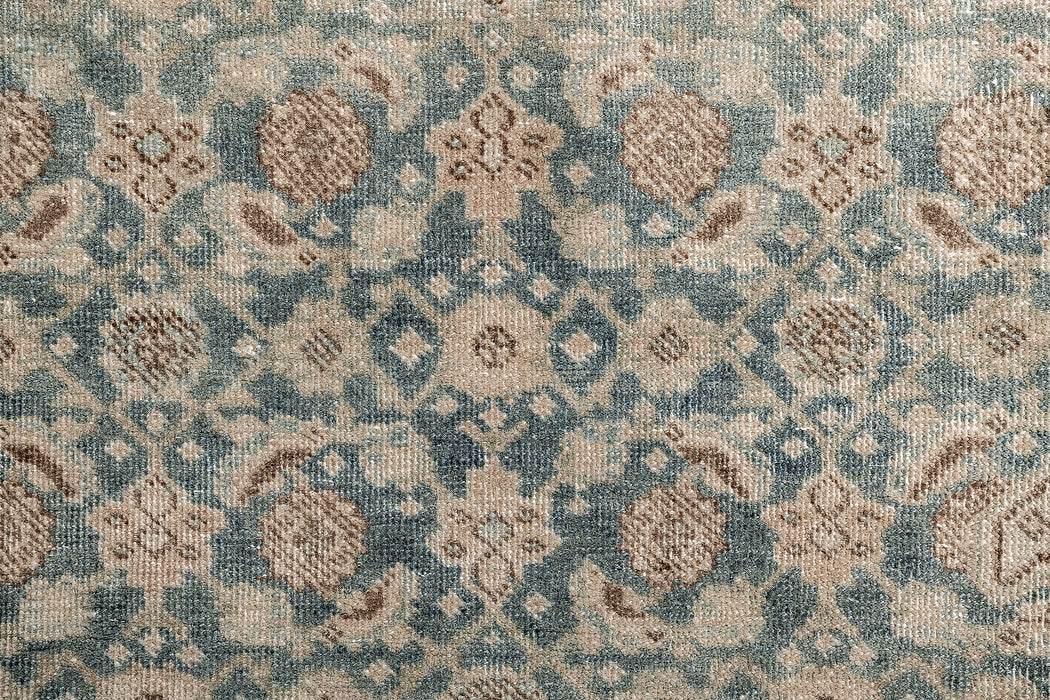 TABRIZ RUG, AR31252/9650, NORTH WEST PERSIA, 7'8" X 10'10"