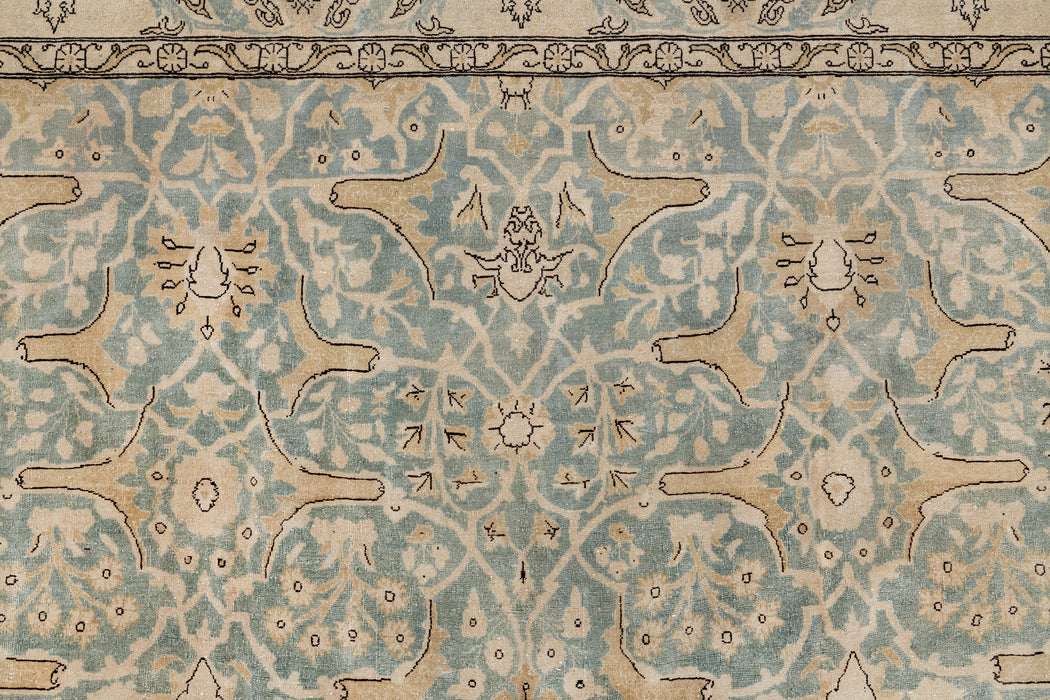 TABRIZ RUG NORTH, NORTH WEST PERSIA, 8'5" X 11'3"