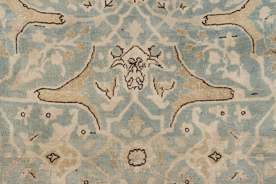 TABRIZ RUG NORTH, NORTH WEST PERSIA, 8'5" X 11'3"
