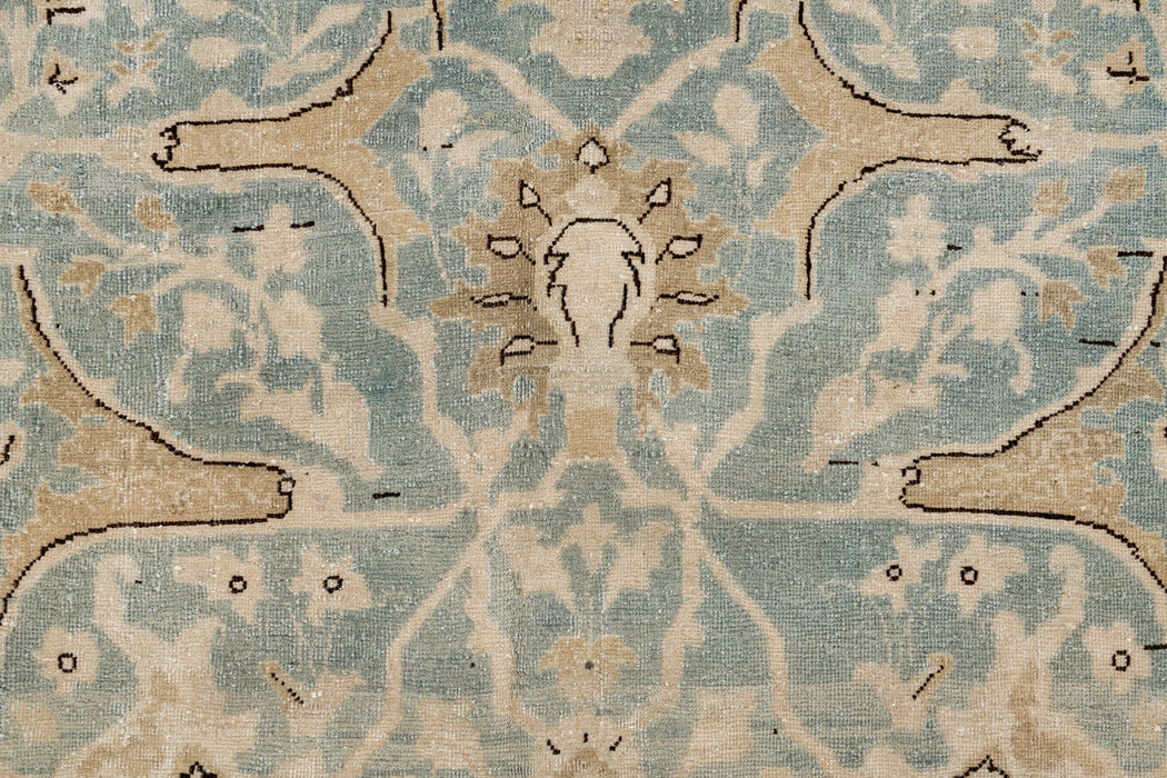TABRIZ RUG NORTH, NORTH WEST PERSIA, 8'5" X 11'3"