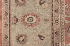 SULTANABAD RUG, WEST PERSIA, 9'10" X 13'5"