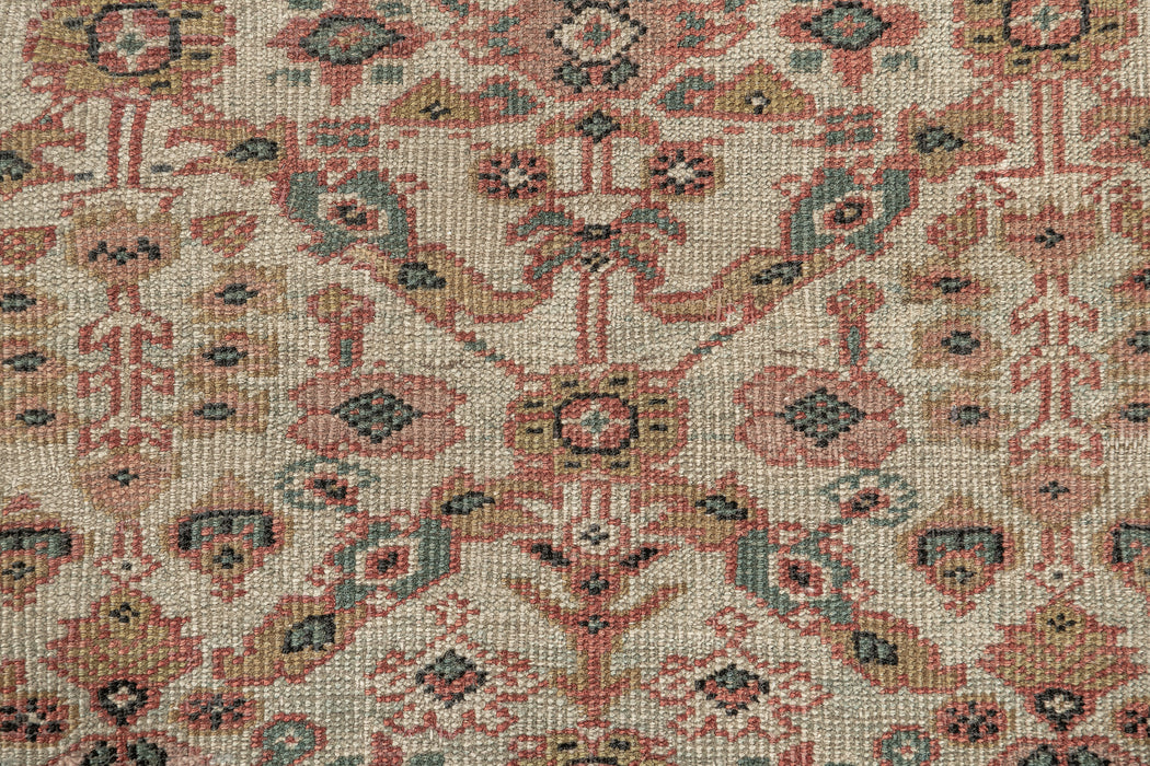 SULTANABAD RUG, WEST PERSIA, 8'5" X 10'3"