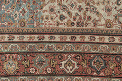 SULTANABAD RUG, WEST PERSIA, 8'5" X 10'3"