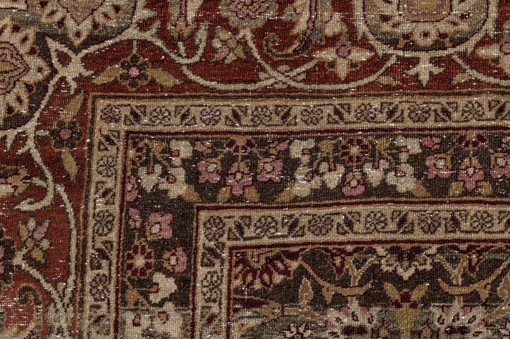 TABRIZ RUG, NORTH WEST PERSIA, 10' X 15'3"