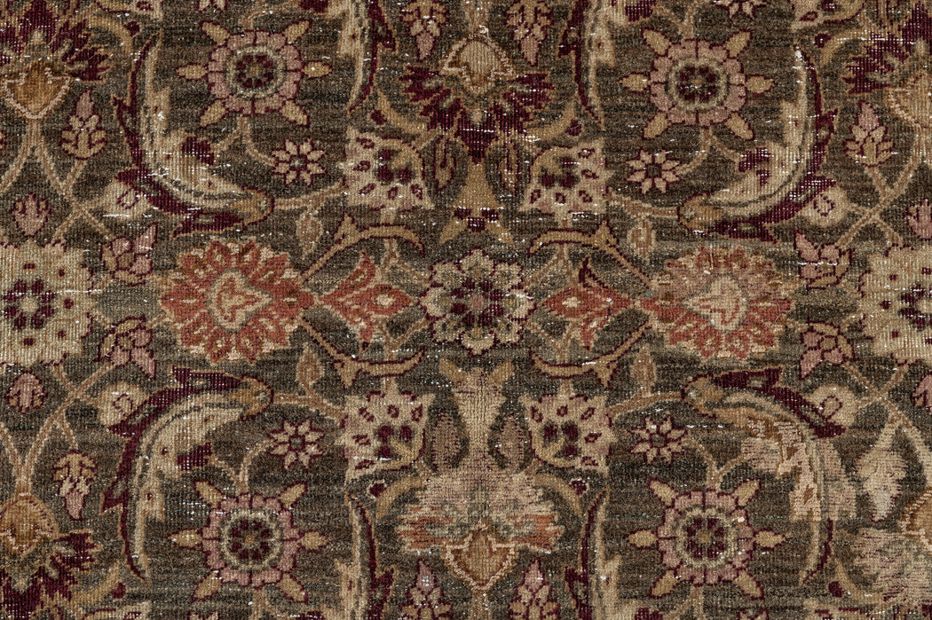 TABRIZ RUG, NORTH WEST PERSIA, 10' X 15'3"