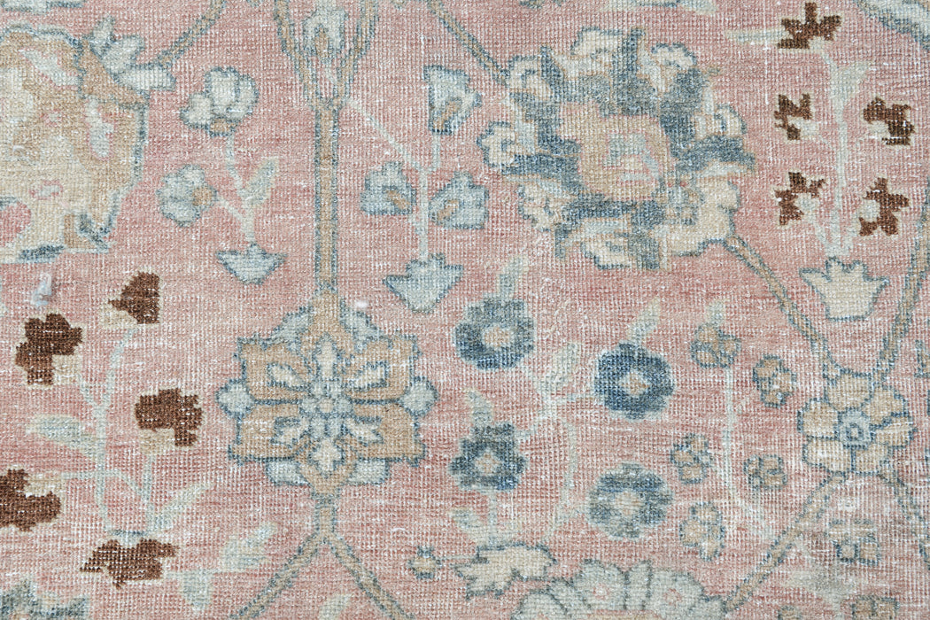 TABRIZ RUG, NORTH WEST PERSIA, 7'5" X 10'4'"