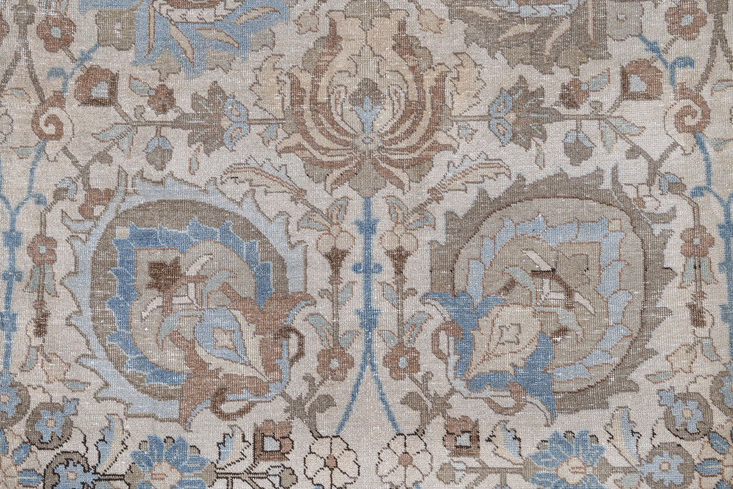 TABRIZ RUG, NORTH WEST PERSIA, 8'4" X 11'8"