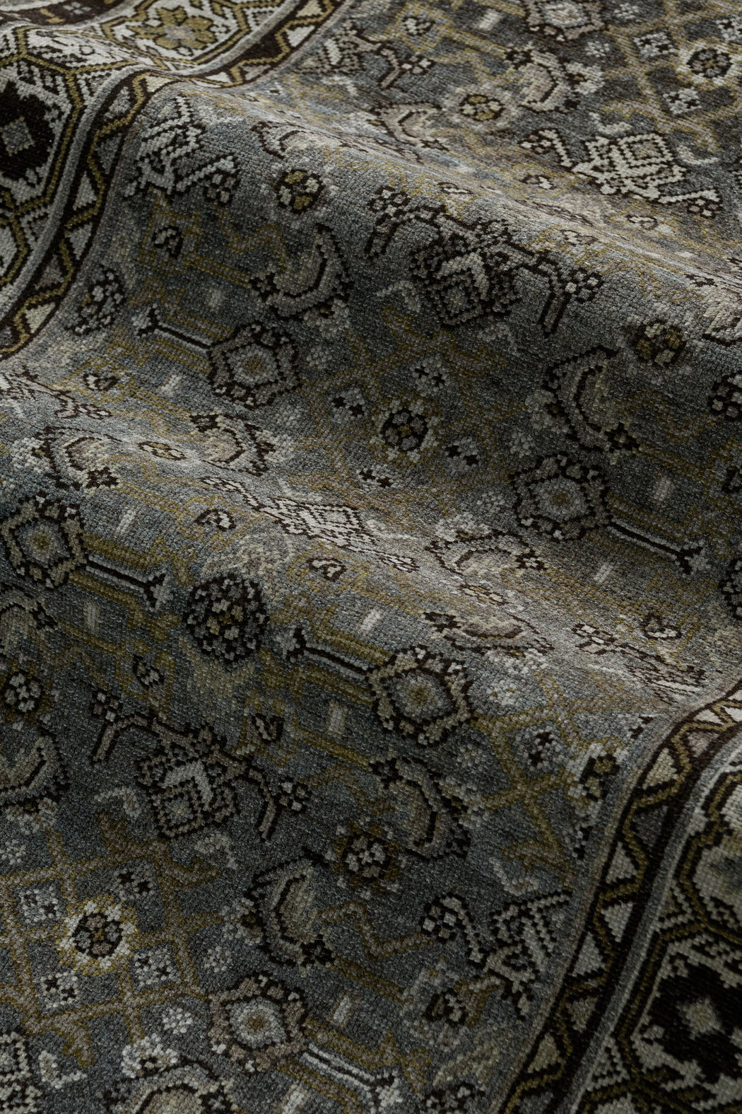 MALAYIR RUG, AR31343/12837, WEST PERSIA, 2'9" X 16' 8"