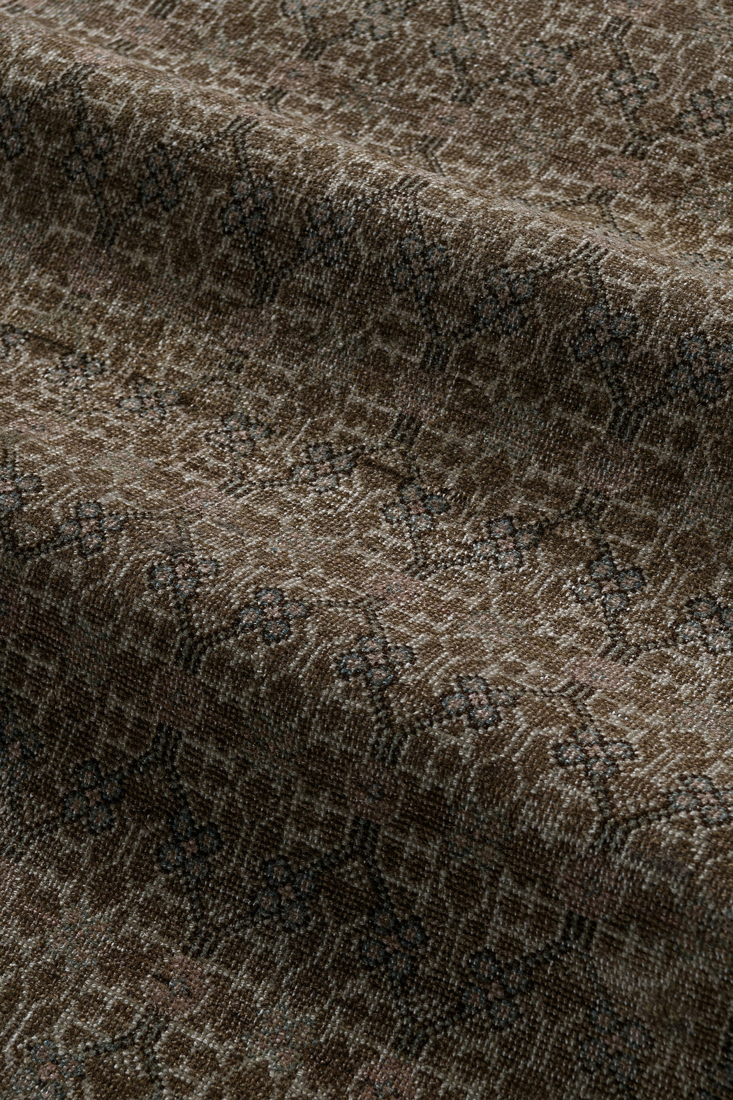 MALAYIR RUG, WEST PERSIA, 4'3" X 6'8"