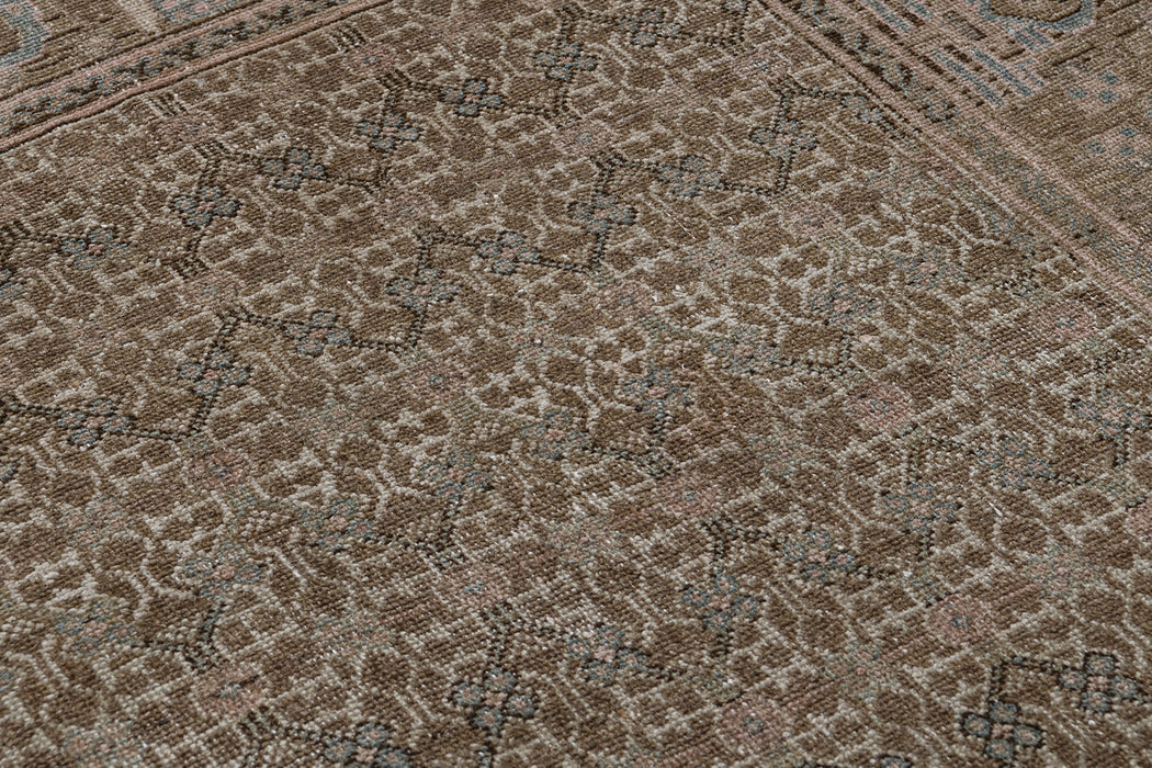MALAYIR RUG, WEST PERSIA, 4'3" X 6'8"