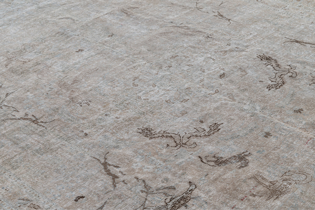 TABRIZ RUG, NORTH WEST PERSIA, 8'5" X 10'3"