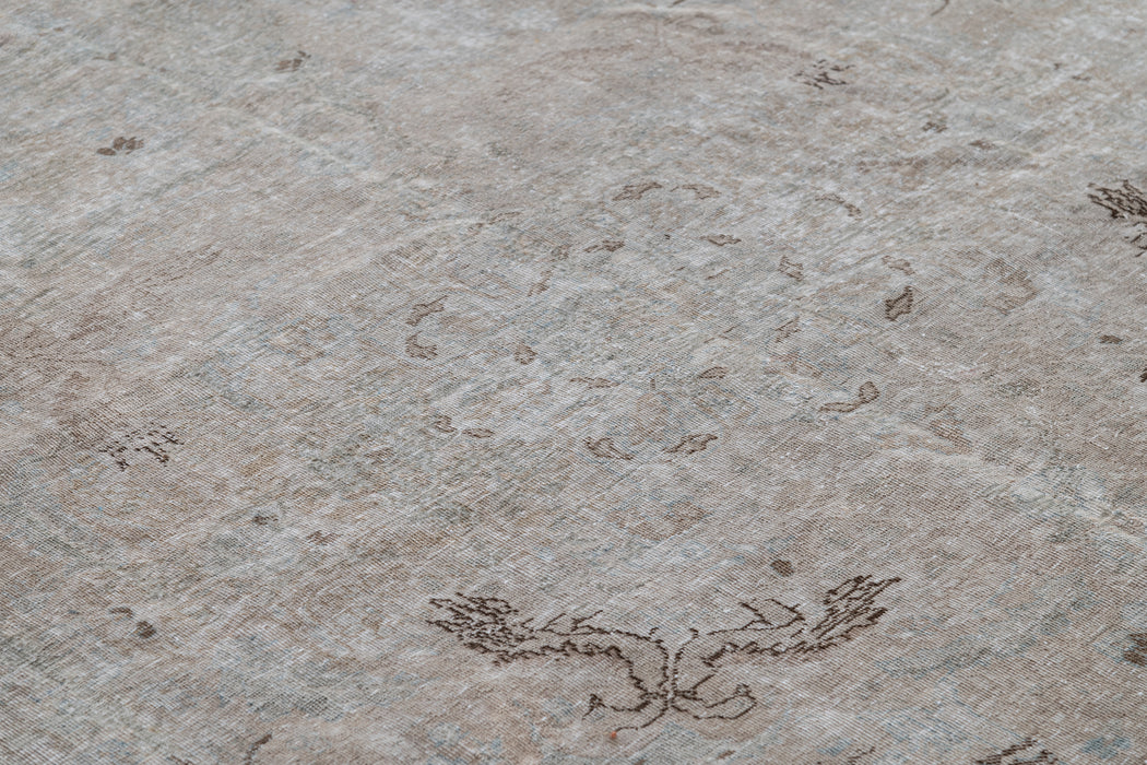 TABRIZ RUG, NORTH WEST PERSIA, 8'5" X 10'3"