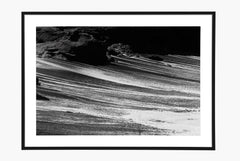 La Ola - Black and White