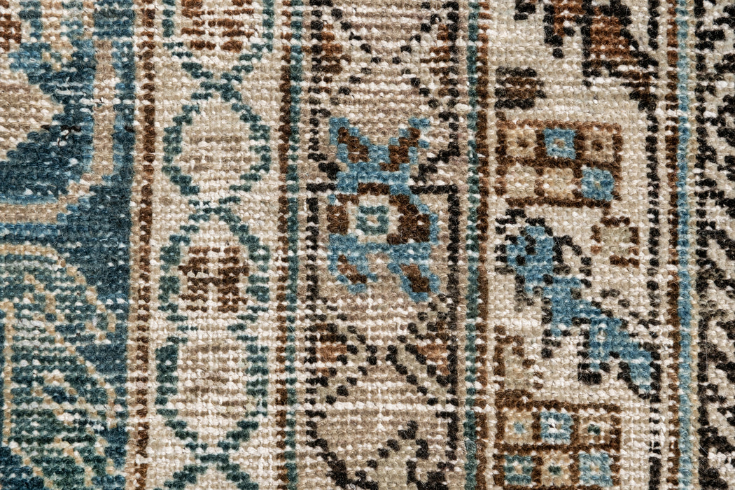 BC31001/15048, SHIRVAN RUG, NORTH WEST PERSIA, 4' X 6'