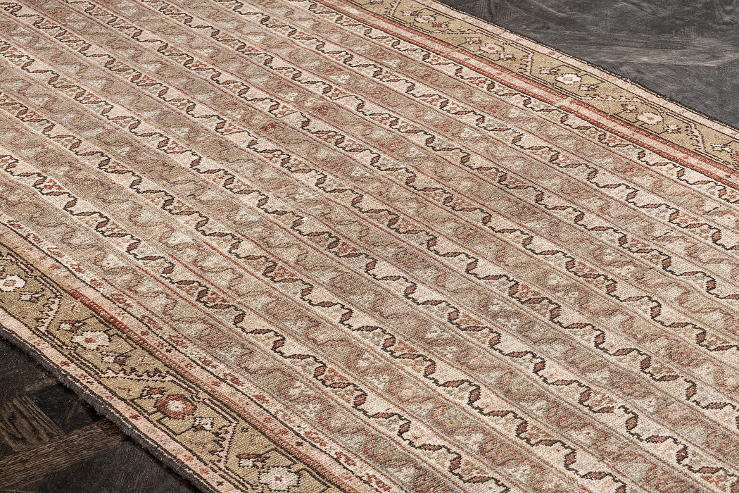 BC31051/11940, MALAYIR RUG, WEST PERSIA, 4'7" X 17'4"