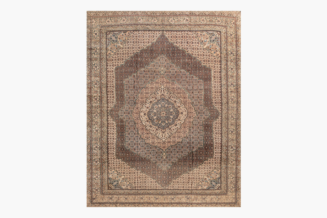 HAJI JALLILI TABRIZ RUG, BC31115, NORTH WEST PERSIA, 15' X 21'