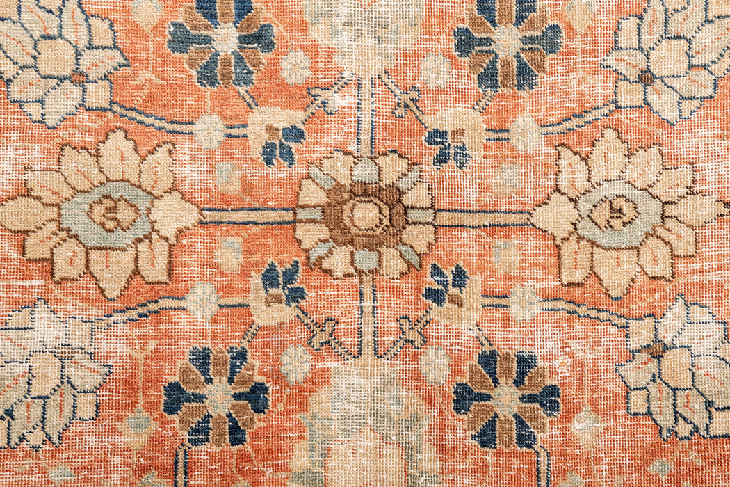 TABRIZ RUG, NORTH WEST PERSIA, 9'4" X 11'7"