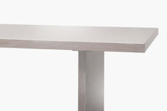 Bering Dining Table