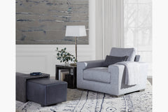 Pierce Chair