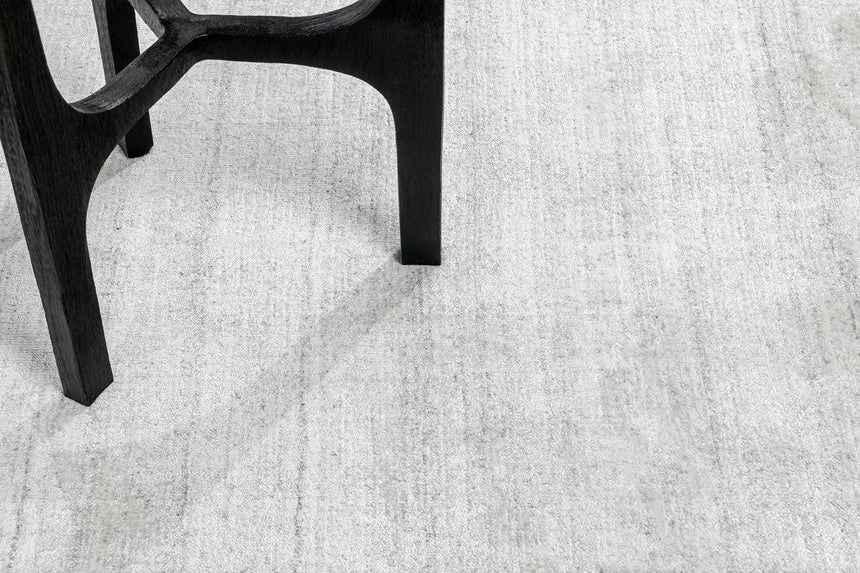 Nahla Rug – Silver