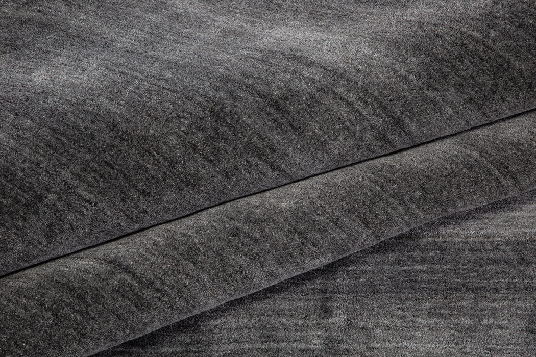 Performance Nahla Rug – Carbon