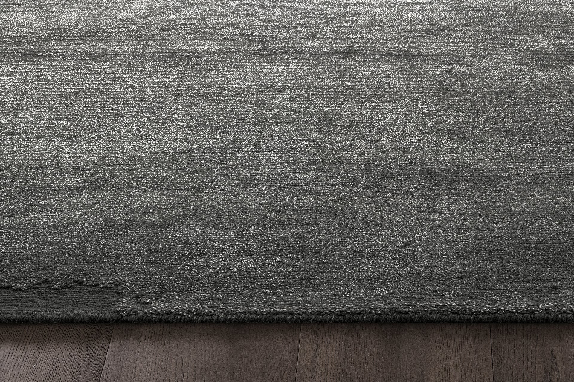 Cirra Rug – Carbon