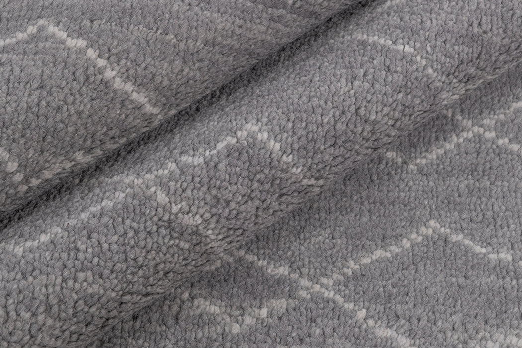 Arisa Rug – Carbon / Mist