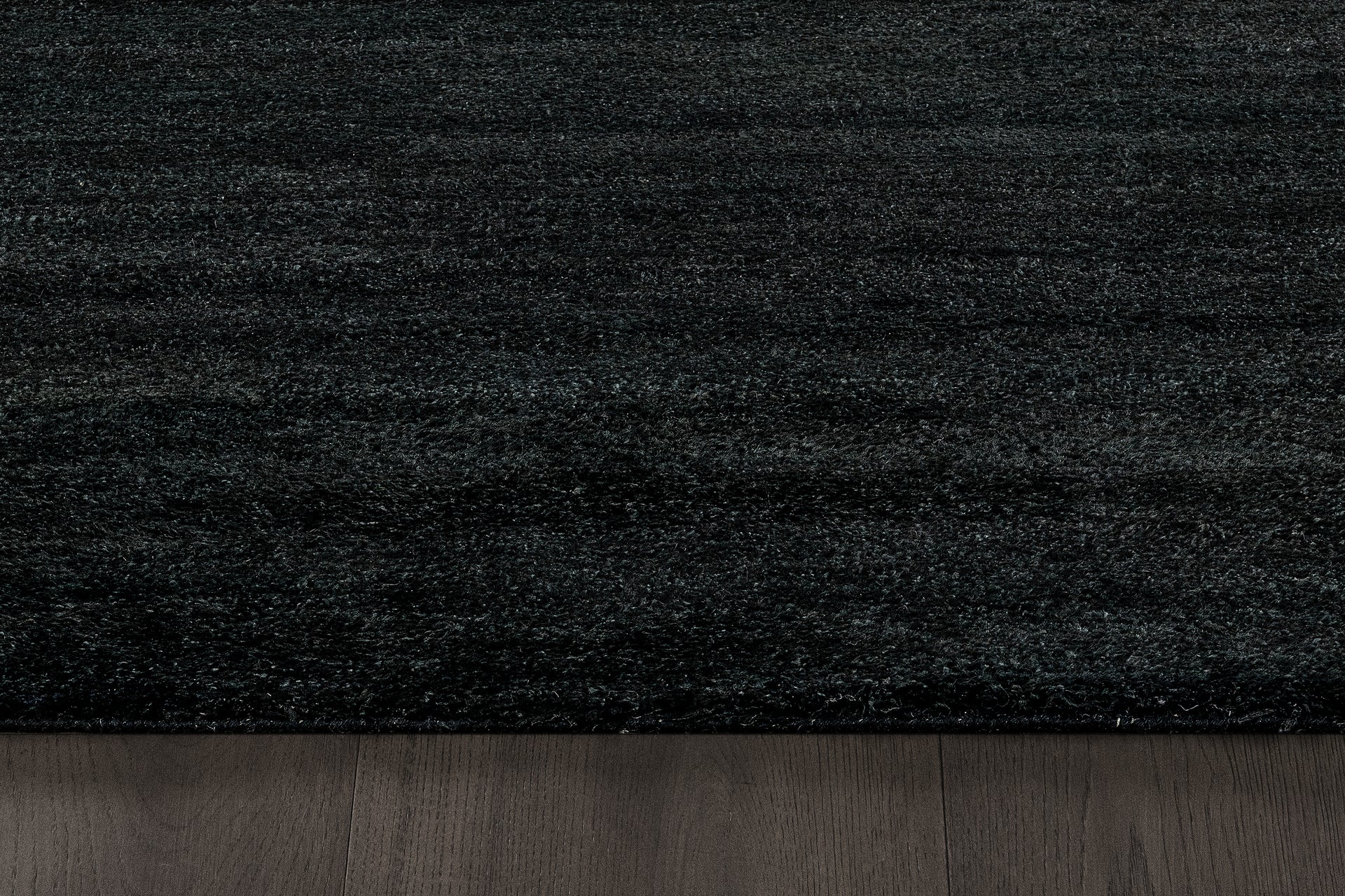 Pelu Rug – Black