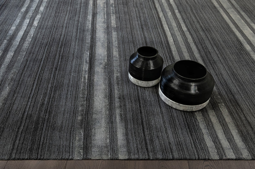 Rayado Rug – Graphite