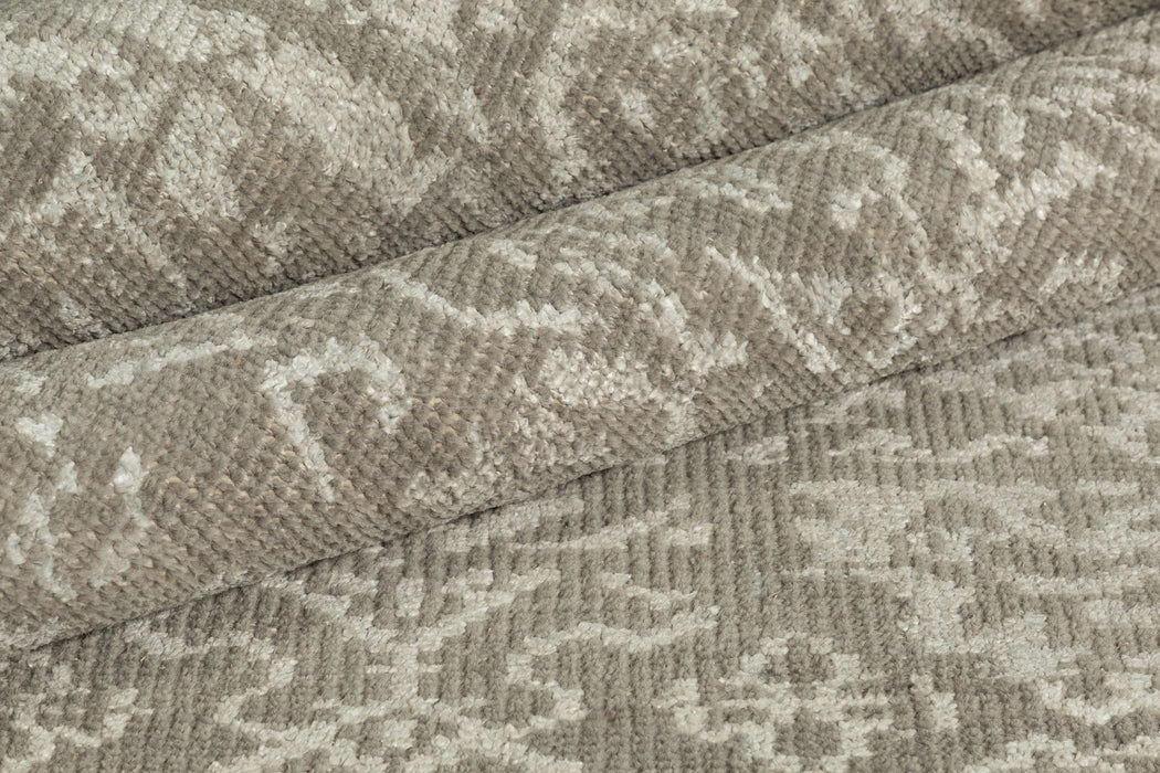 Dada Rug – Charcoal / Silver