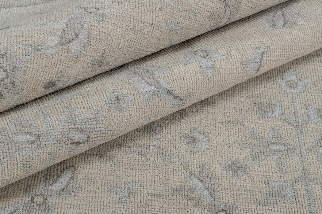 Yava Rug – Sand / Silver