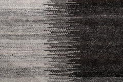 Kata Rug – Silver / Graphite
