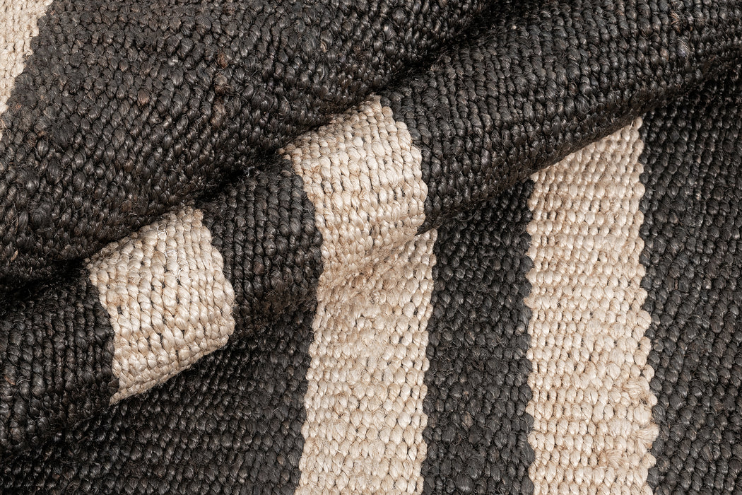 Banna Rug – Black / Natural