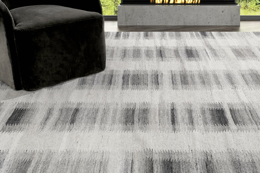 Kata Rug – Silver / Grey