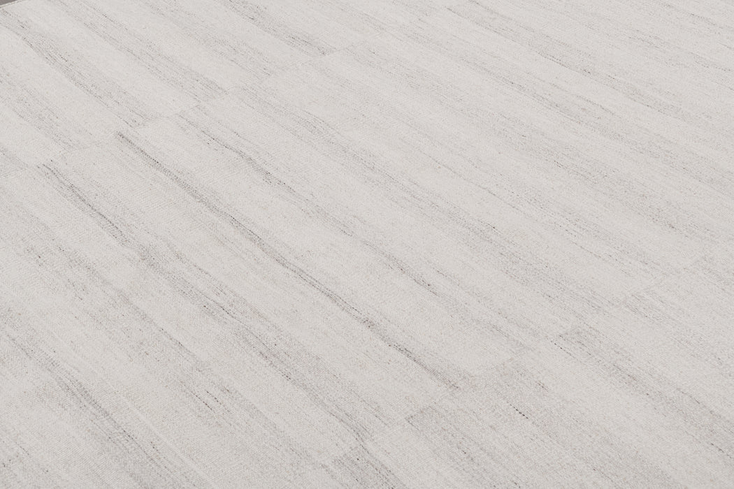 Alterno Rug – Silver
