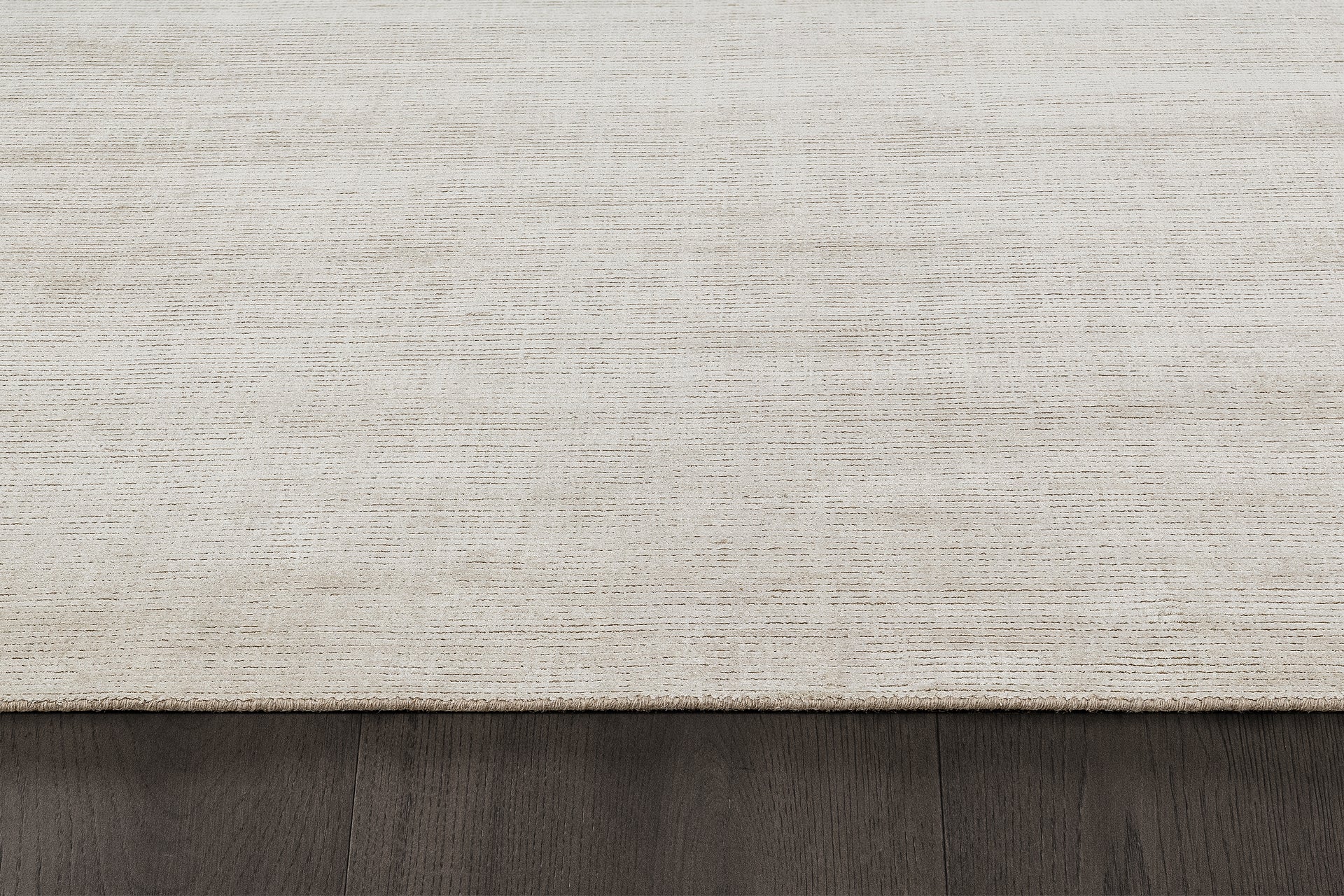 Silk Vila Rug – Taupe