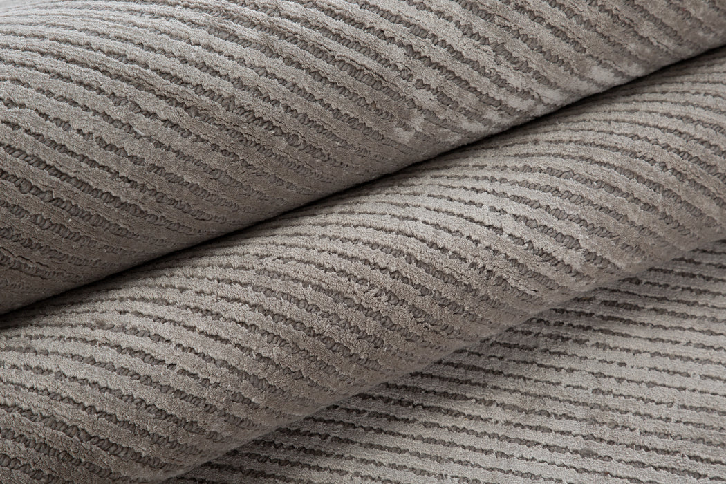 Silk Vila Rug – Light Graphite