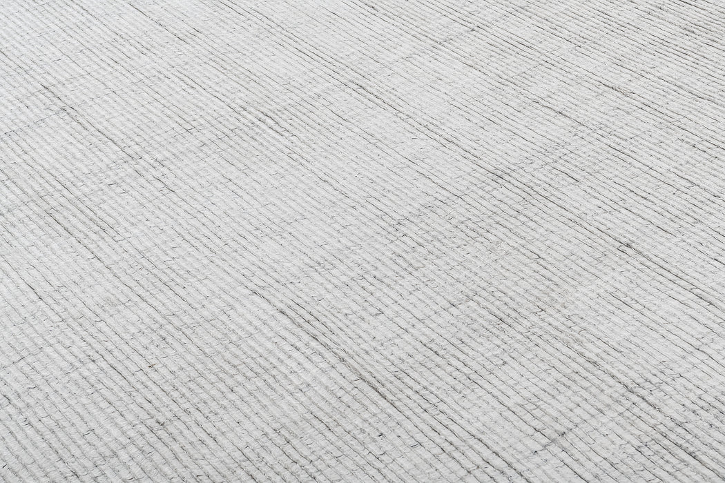 Isa Rug – Silver