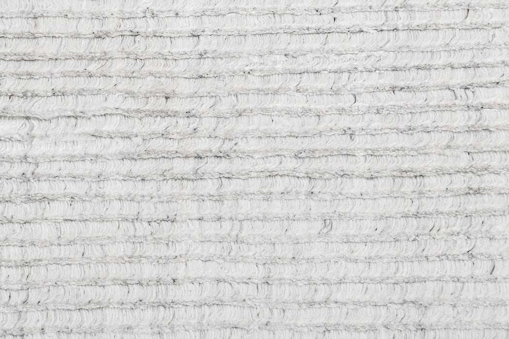 Isa Rug – Silver