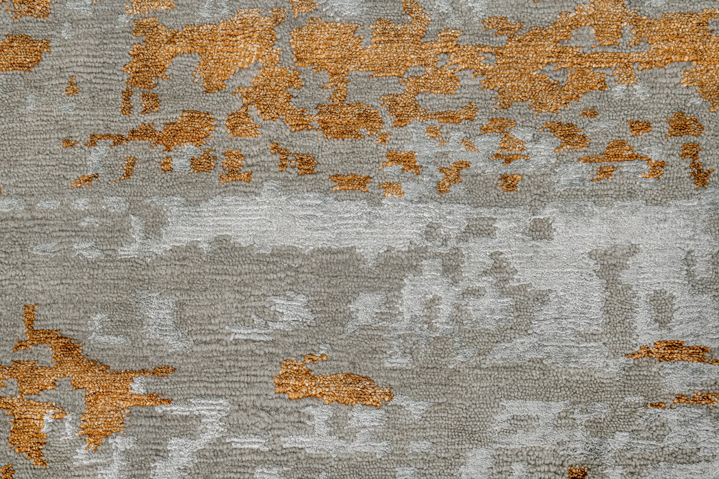 Laria Rug – Nickel / Gold