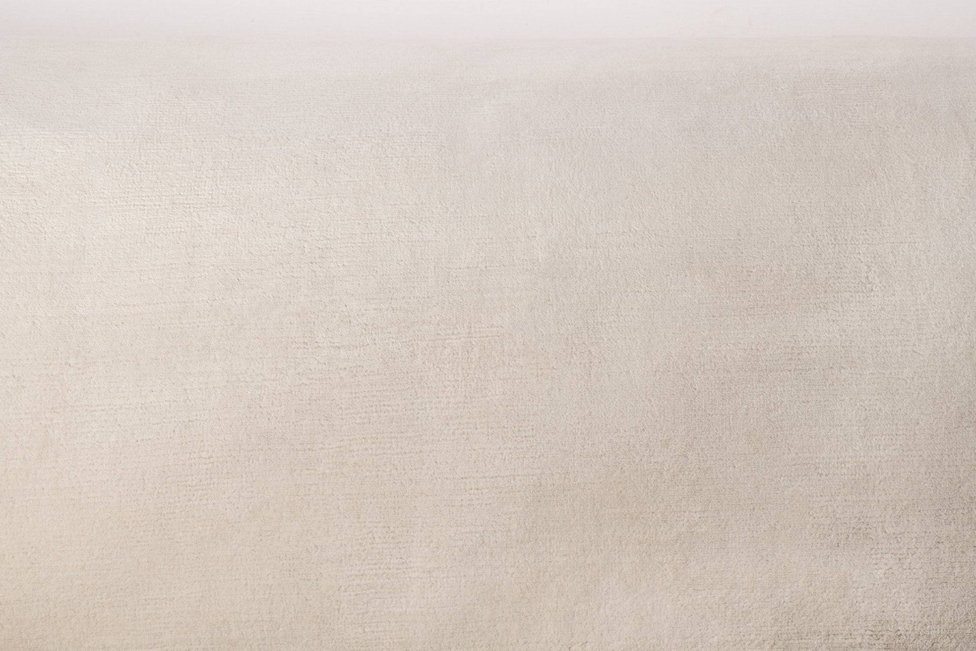 Cut Pile Silk Rug – Bone