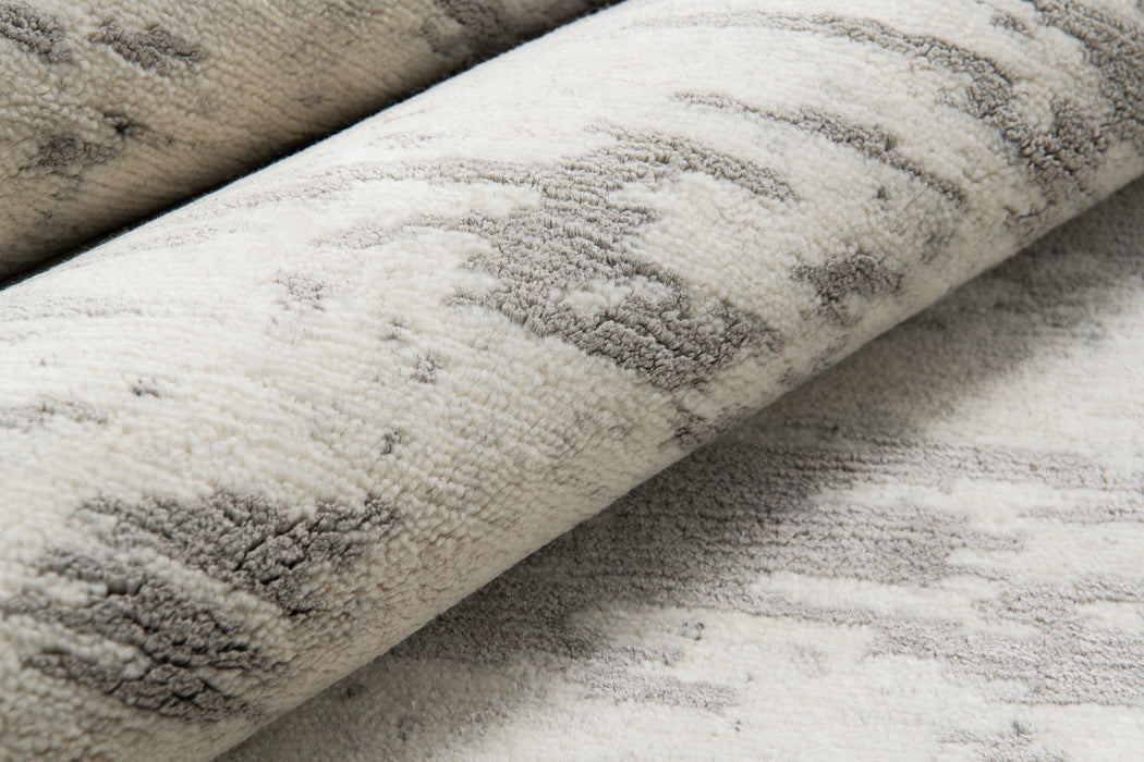 Sienna Silk and Wool Rug – Silver